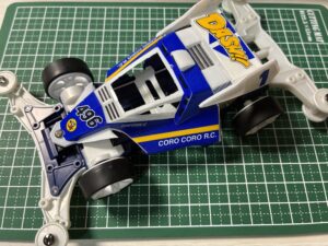 「前ペラーIII」がモデルのマシンキット