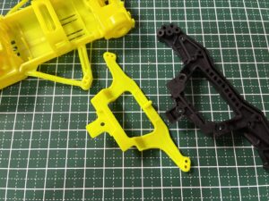 カーボン強化ダブルリヤステー