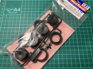 ローフリクション大径ローハイトタイヤ (31mm) &カーボンホイール (ディッシュ)