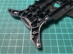 フロントバンパーの加工