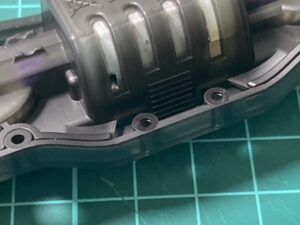 組み立てははめ込みだけ