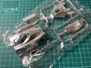 公式大会参加賞のシルバーメッキボディ