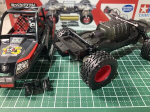 組み立てパーツも特別仕様