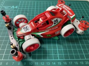 ミニ四駆サンタクロース(レッドレーサー)