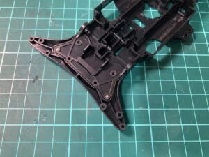 フロントバンパーの加工