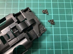 MEシャーシをバンパーカット