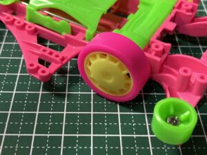 イエローのディッシュホイール