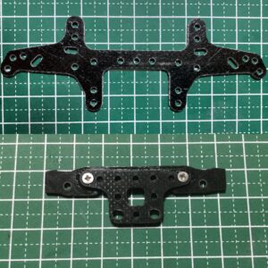 リヤマルチステーを加工して、ATプレートとスラダンを取り付け