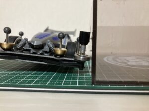 マシンの傾きを抑える