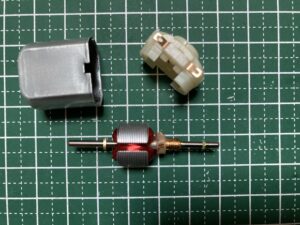 2,絶縁ワッシャーとニクロム線を取り外し