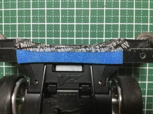 ブレーキが剥がれないように、しっかり貼り付ける